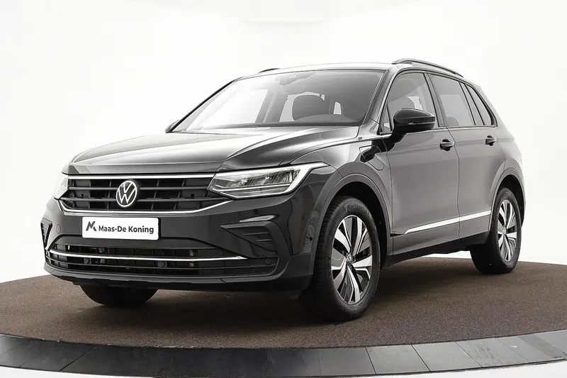 Volkswagen Tiguan (2022)
