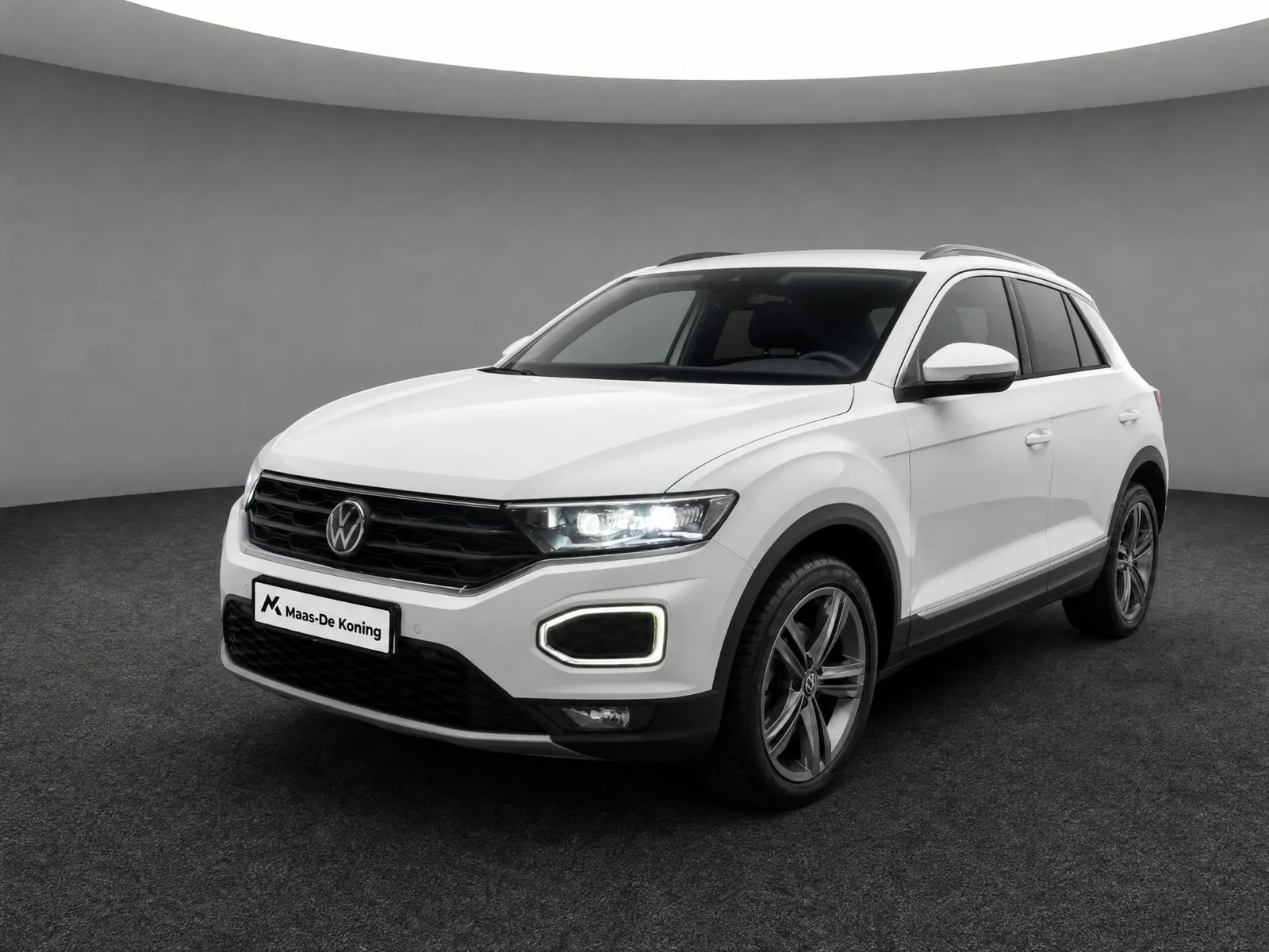 Volkswagen T-Roc (2021) — foto 1