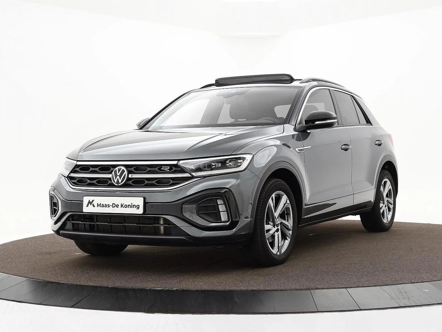 Volkswagen T-Roc (2022) — foto 1