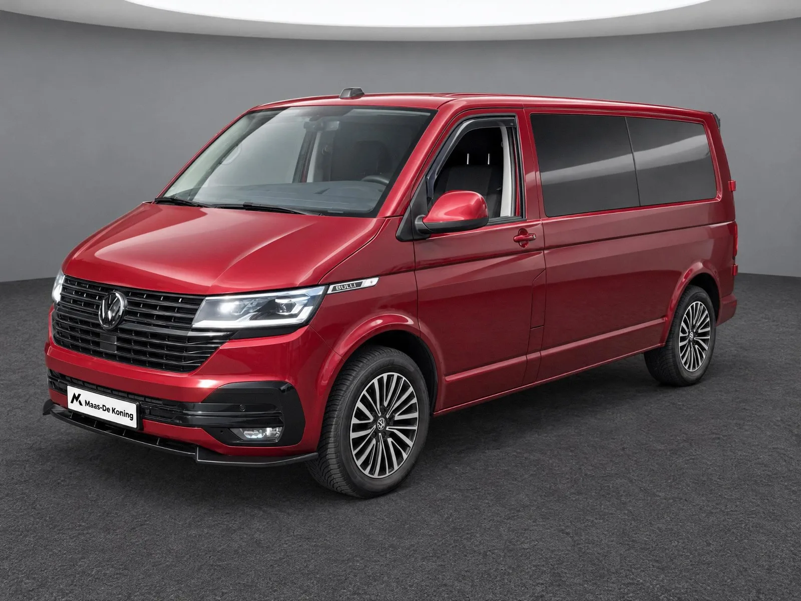 Volkswagen Transporter (2023) — foto 1