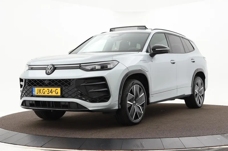 Volkswagen Tayron (2025)