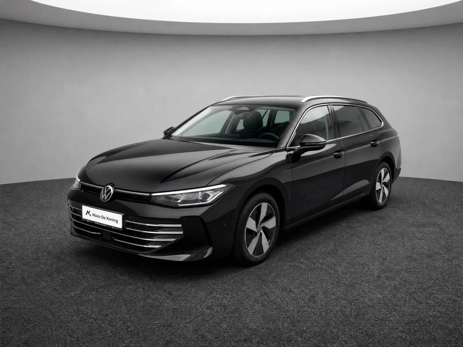 Volkswagen Passat (2024) — foto 1