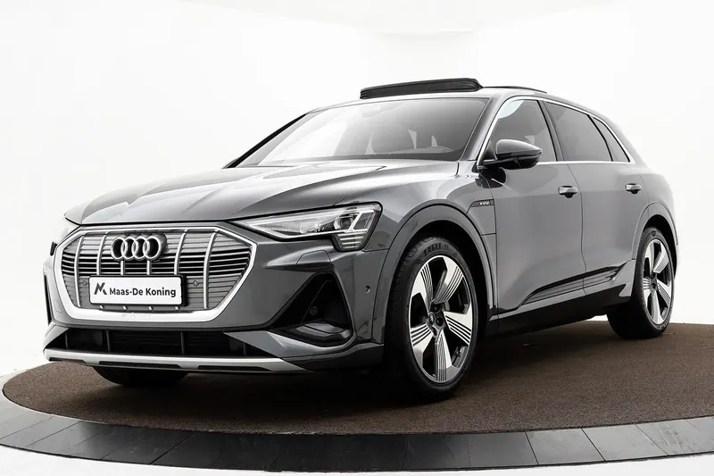 Audi e-tron (2023)