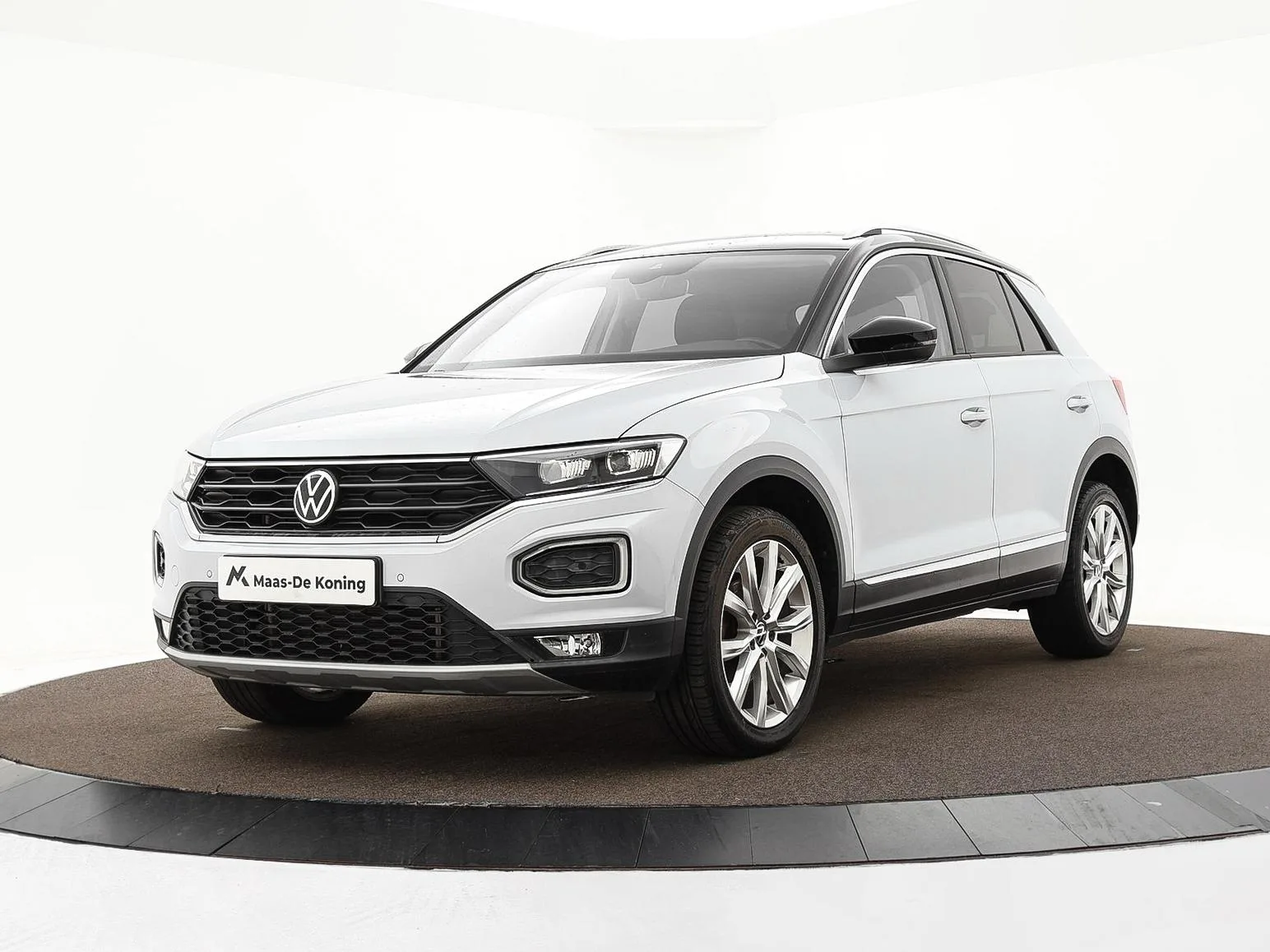 Volkswagen T-Roc (2020) — foto 1