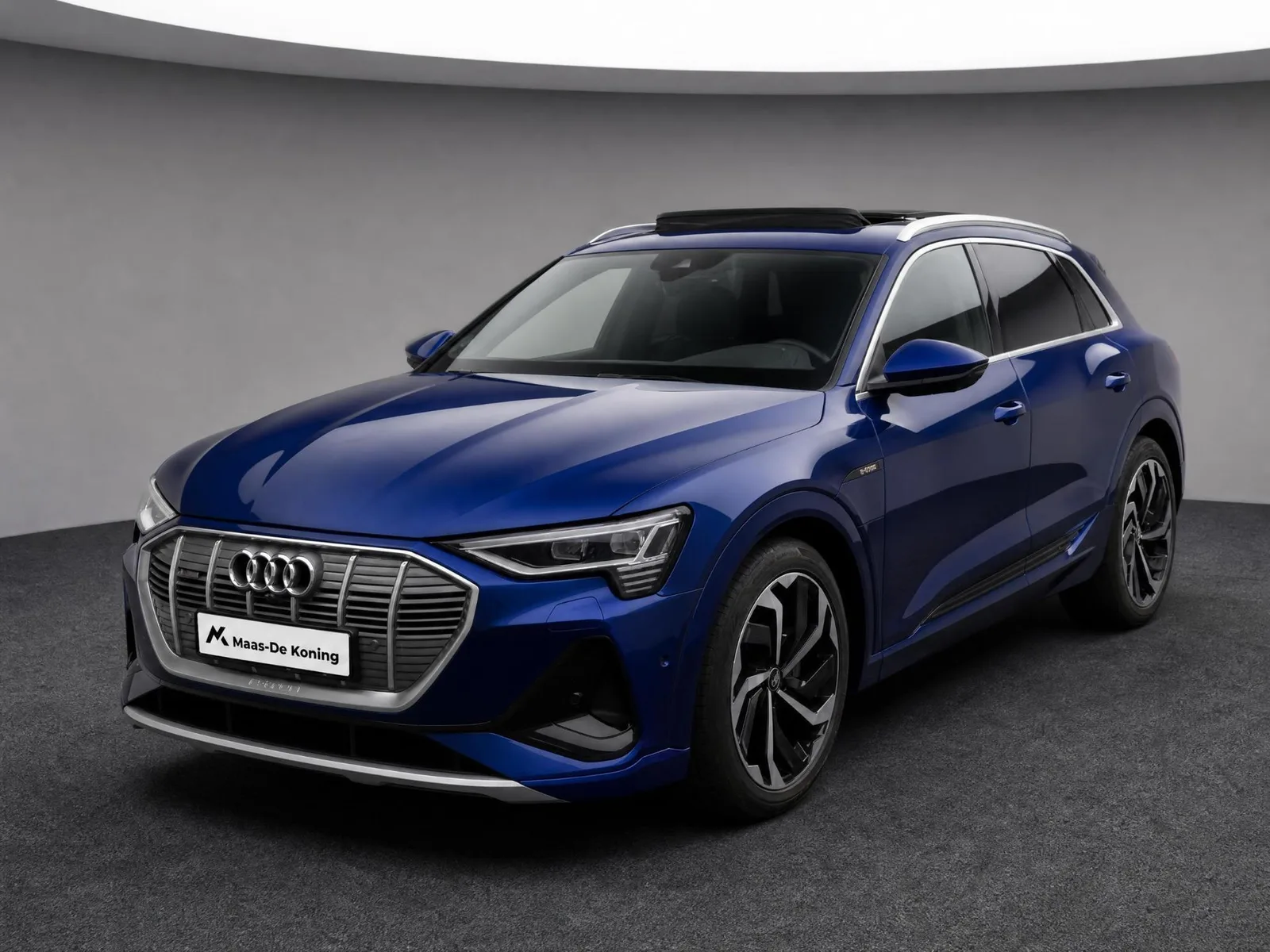 Audi e-tron (2023) — foto 1