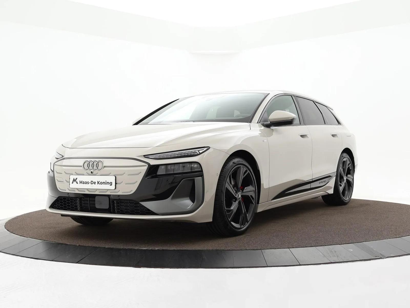 Audi A6 E-TRON (2026) — foto 1