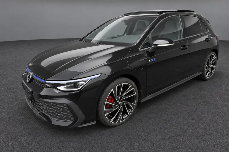 Volkswagen Golf (2025)