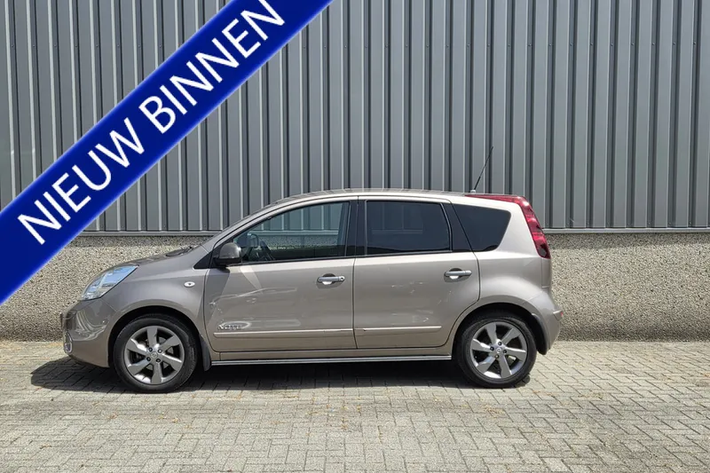 Nissan Note (2010)