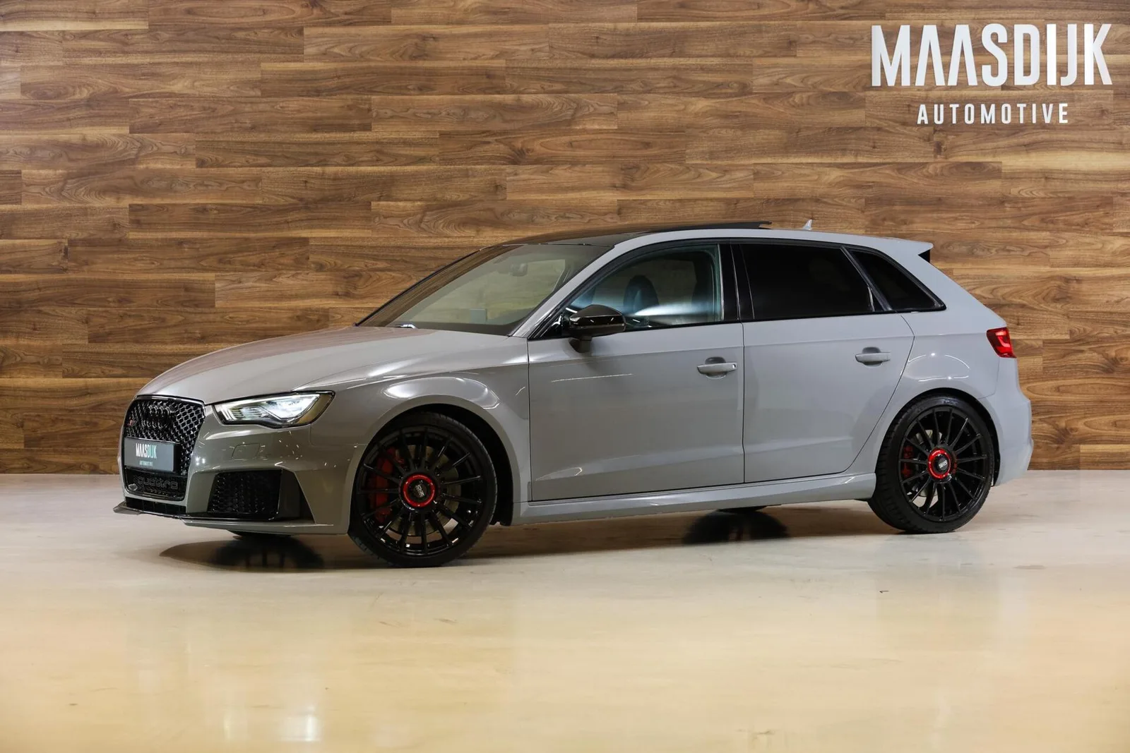 Audi RS 3 (2016) — foto 1