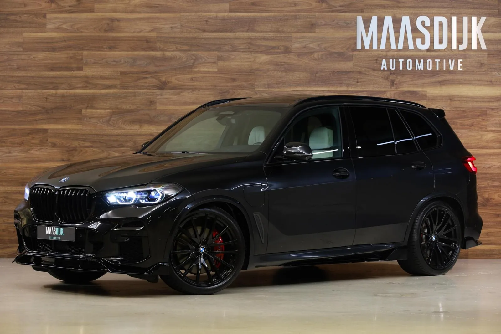BMW X5 (2023) — foto 1