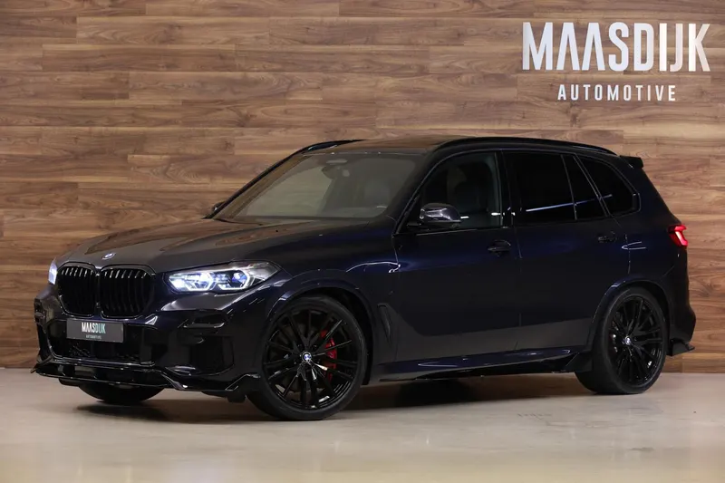 BMW X5 (2023)