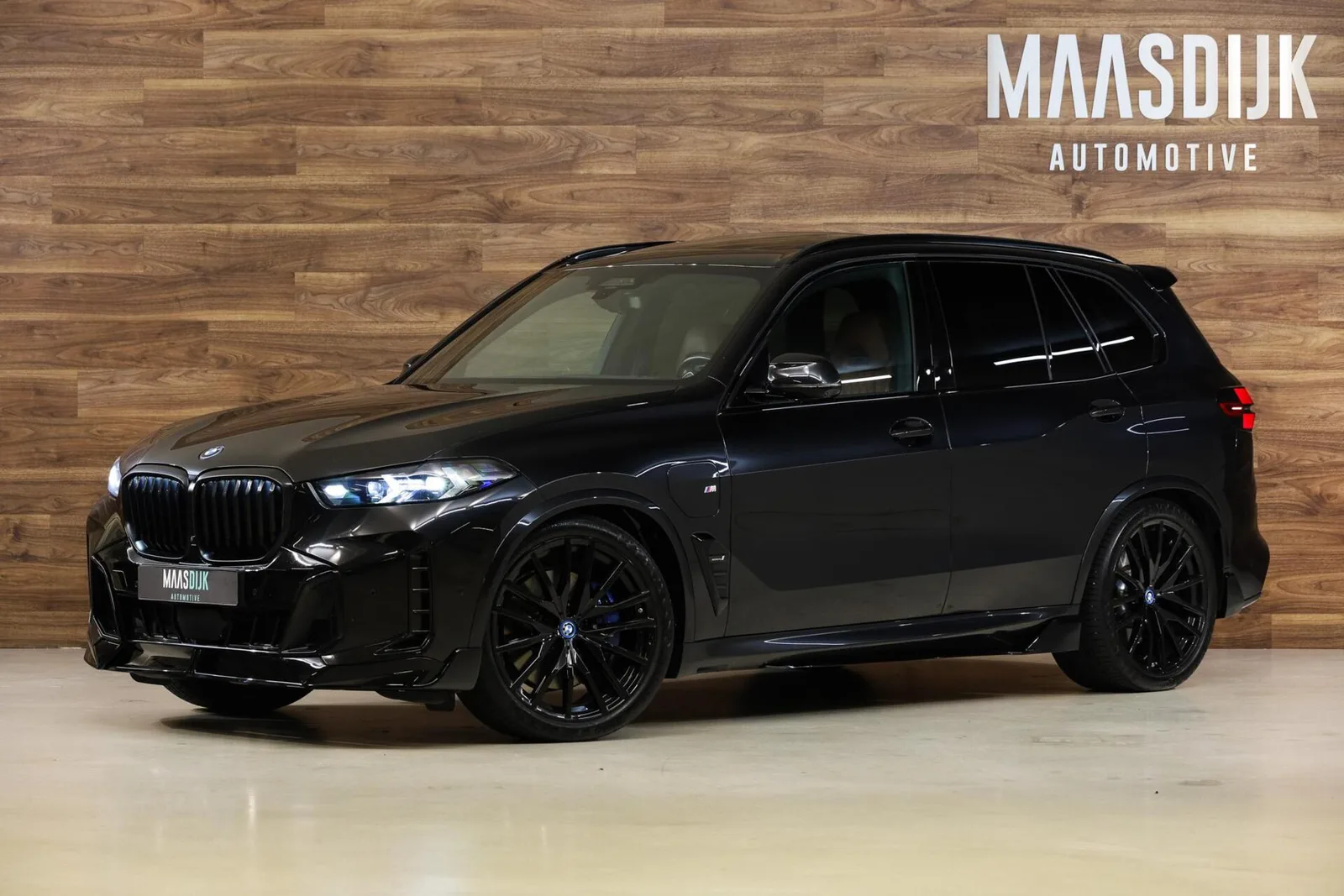 BMW X5 (2023) — foto 1
