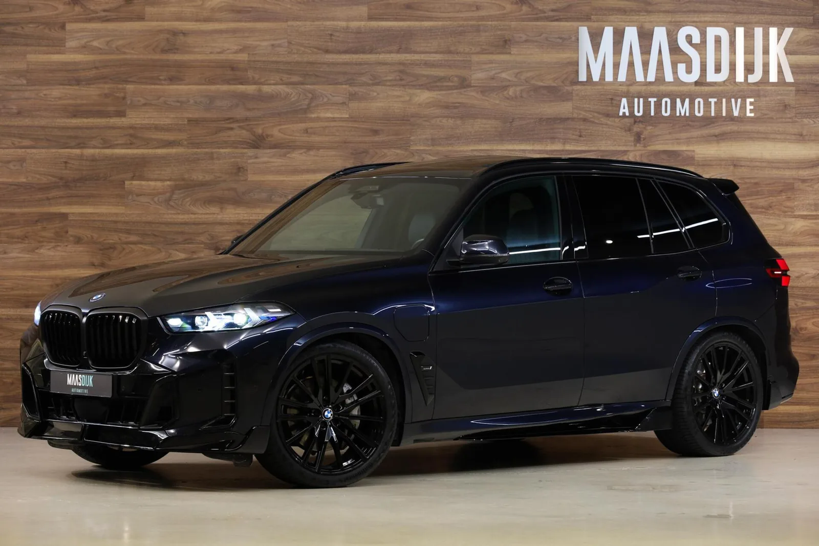 BMW X5 (2023) — foto 1
