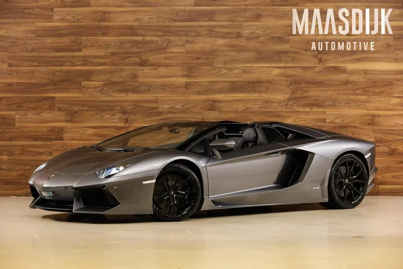 Lamborghini Aventador (2013)
