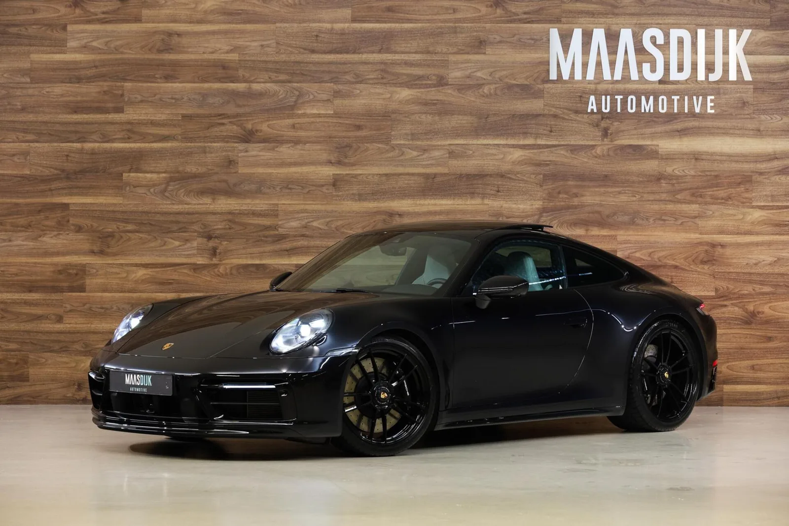 Porsche 911 (2025) — foto 1