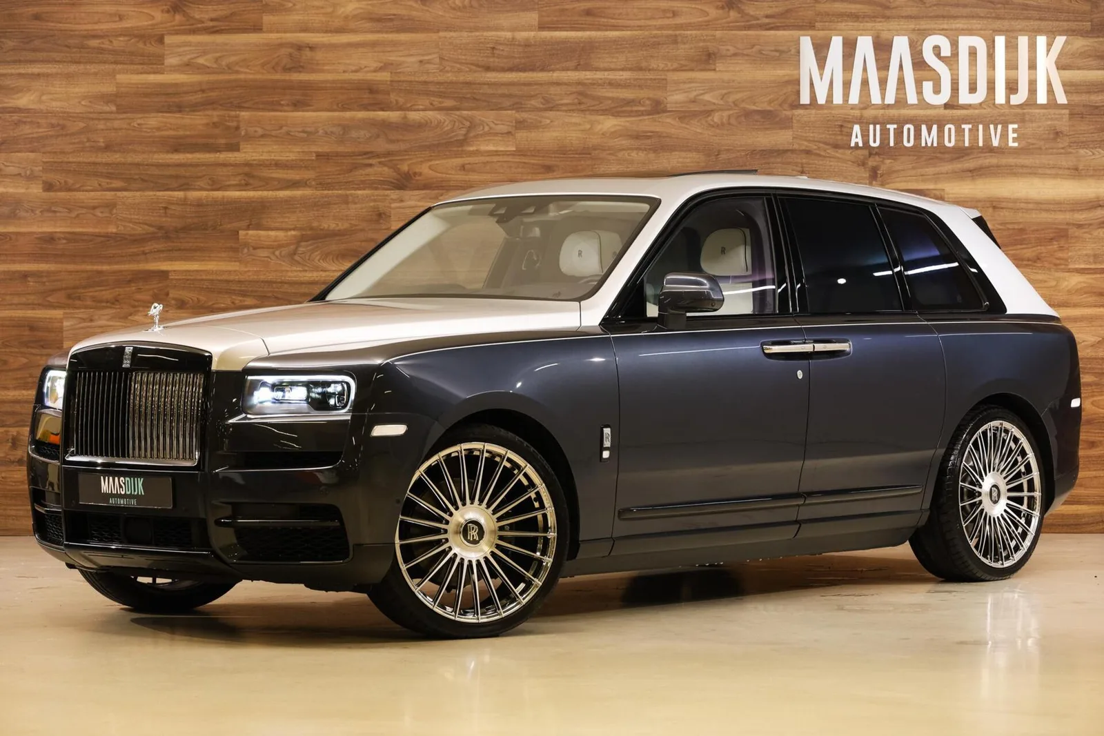Rolls-Royce Cullinan (2023) — foto 1