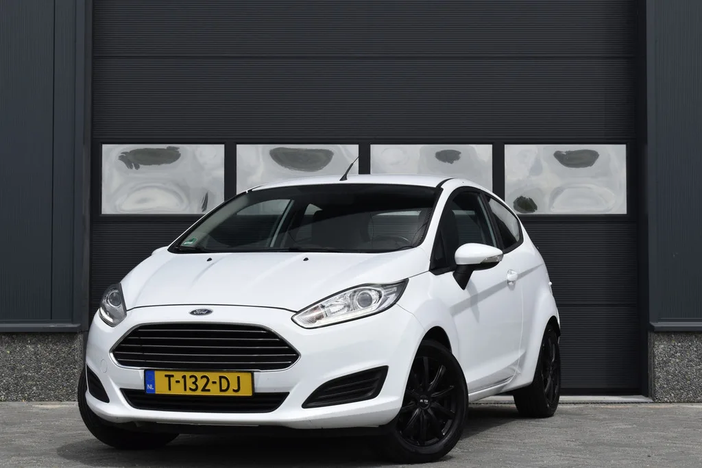 Ford Fiesta (2015) — foto 1