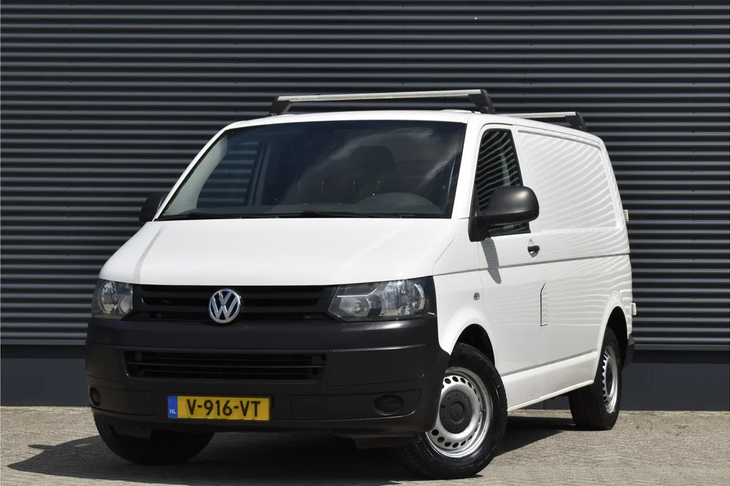 Volkswagen Transporter (2014) — foto 1