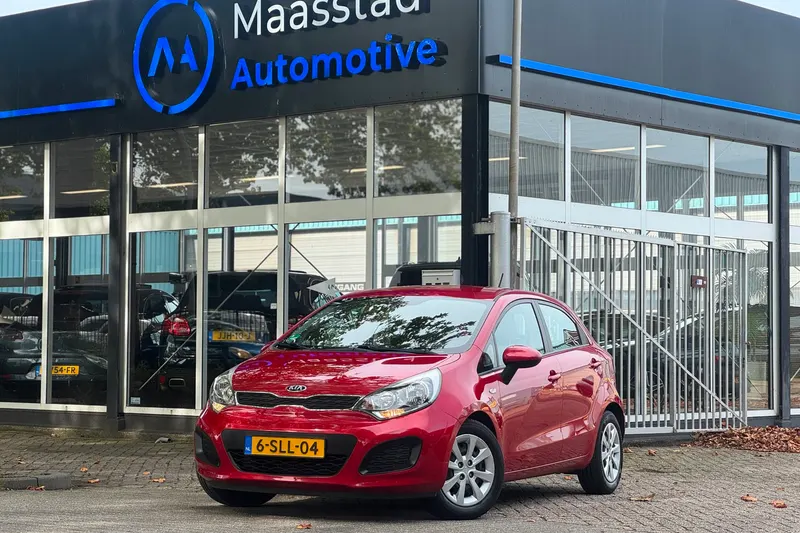 Kia Rio (2013)