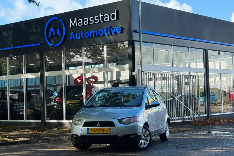 Mitsubishi Colt (2011)