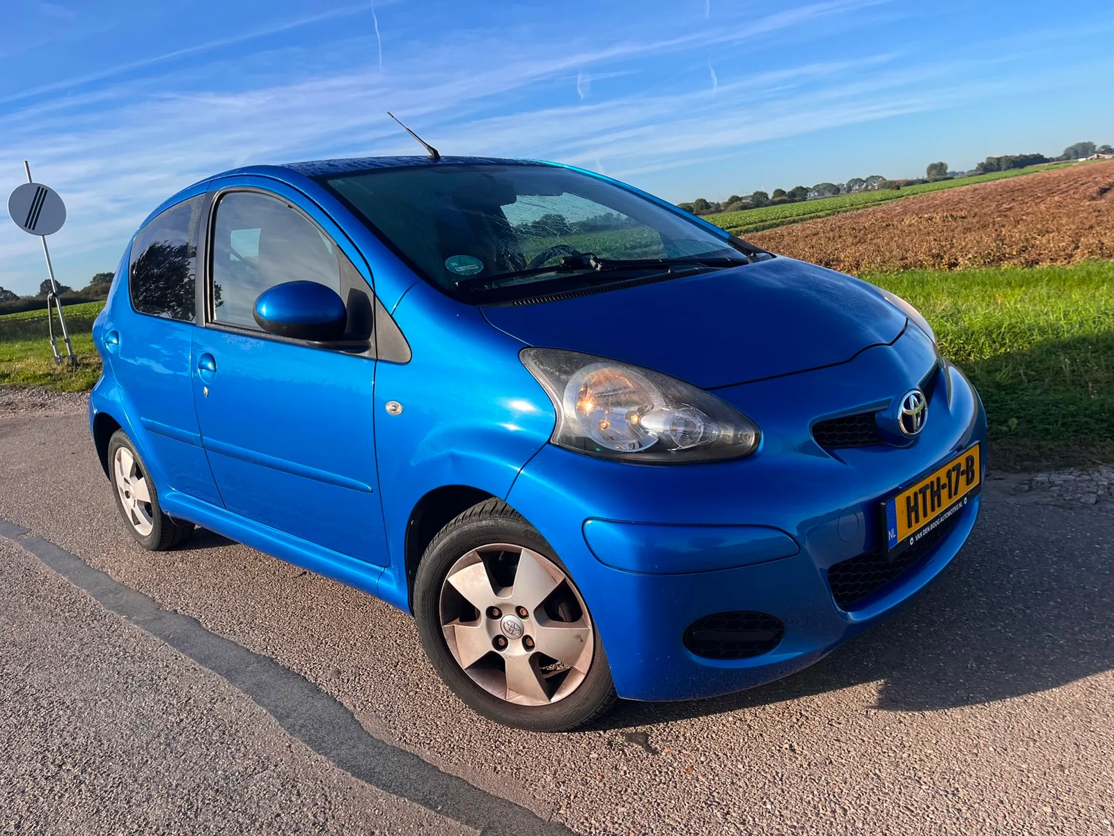 Toyota Aygo (2009) — foto 1