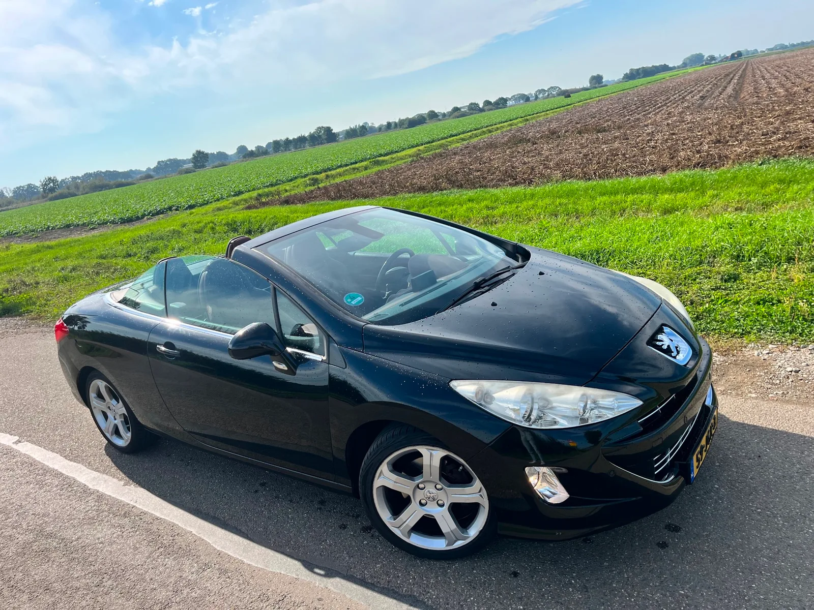 Peugeot 308 (2009) — foto 1
