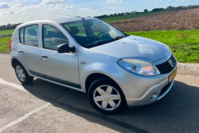 Dacia Sandero (2009)