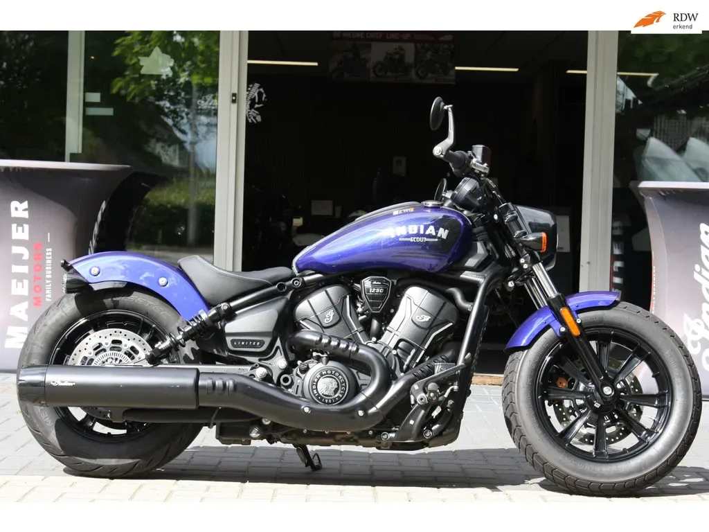 Indian Scout Bobber (2024) — foto 1