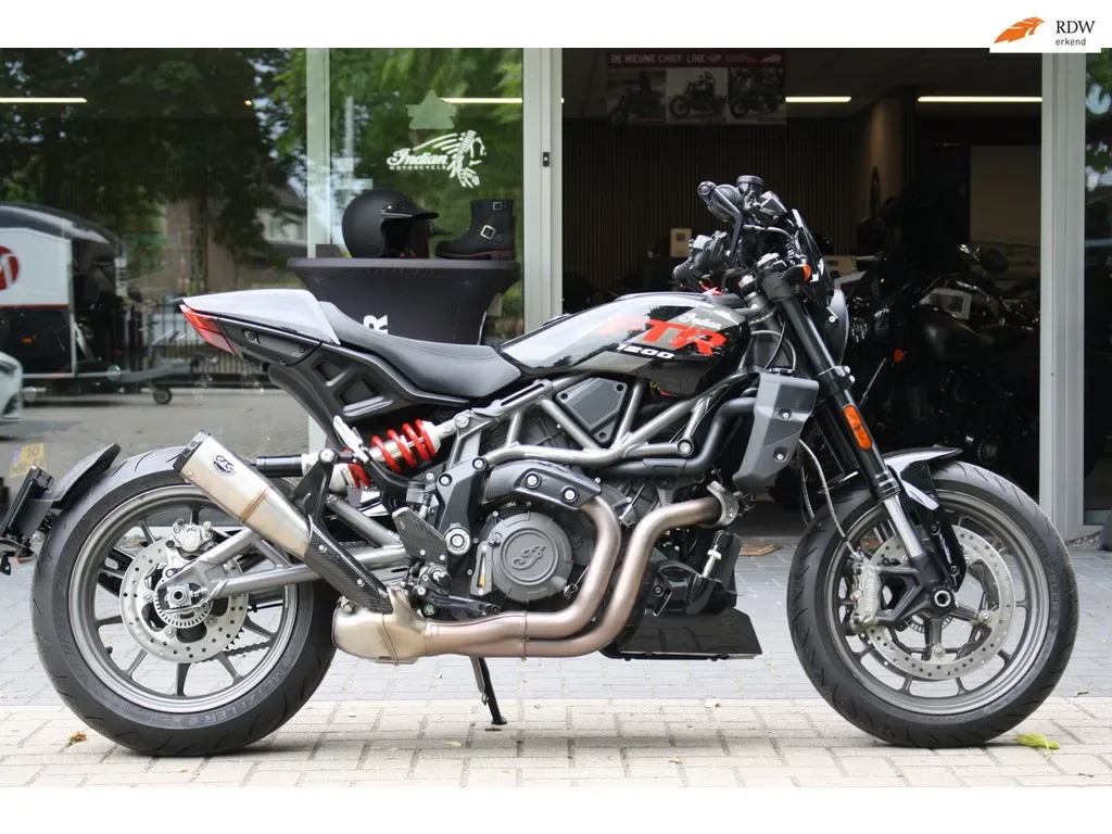Indian FTR 1200 Sport (2026) — foto 1