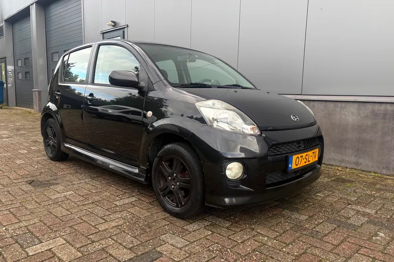 Daihatsu Sirion 2 (2006)