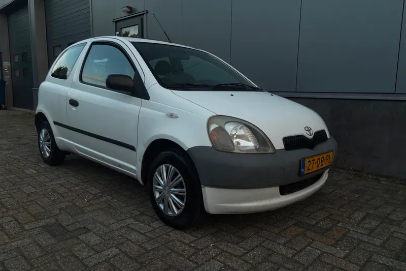 Toyota Yaris (1999)