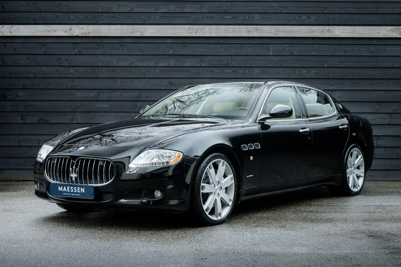 Maserati Quattroporte (2011) — foto 1