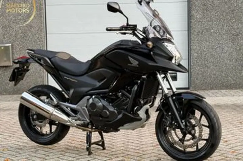 Honda NC750X (2016)