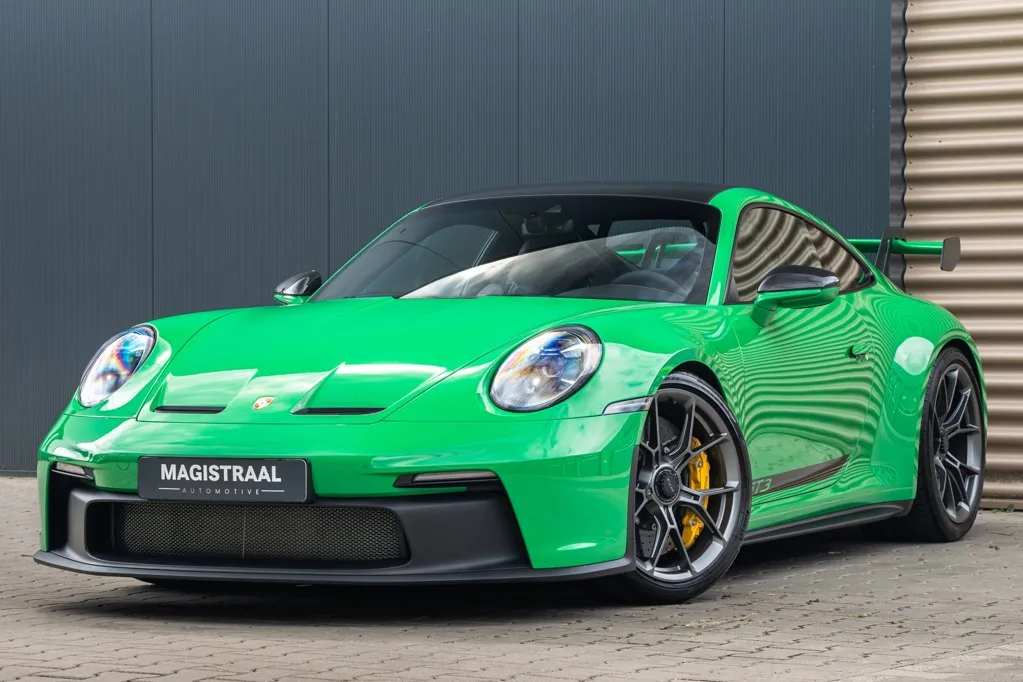 Porsche 911 (2021) — foto 1