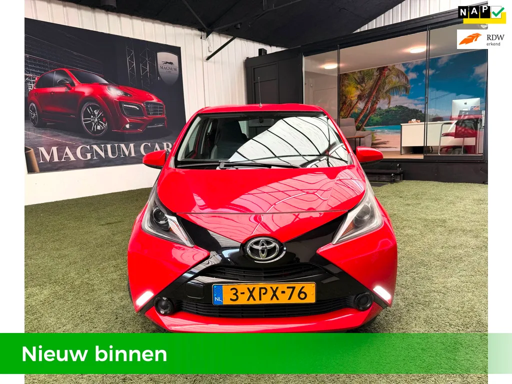 Toyota Aygo (2014) — foto 1
