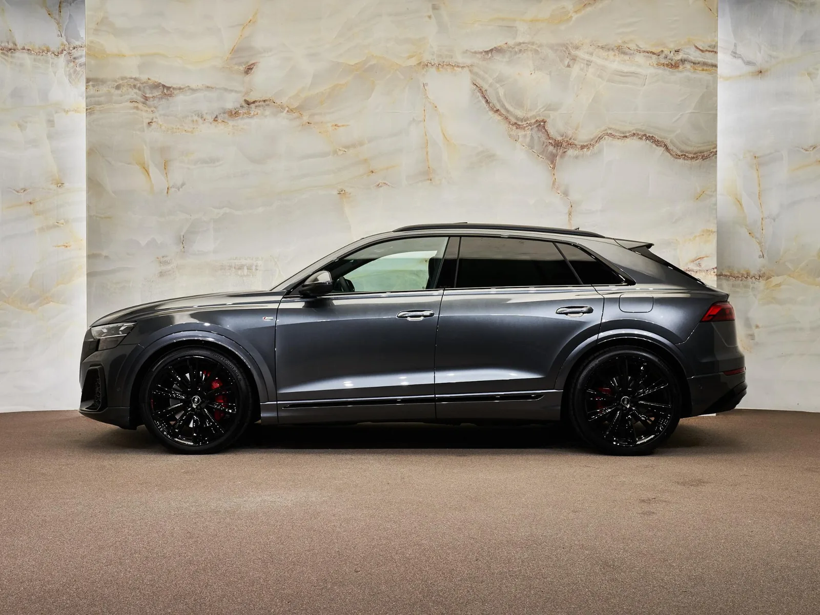 Audi Q8 (2026) — foto 1