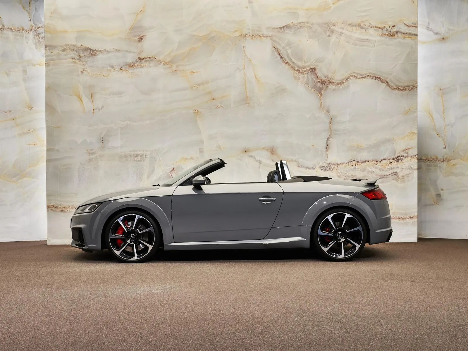 Audi TT RS (2018) — foto 1