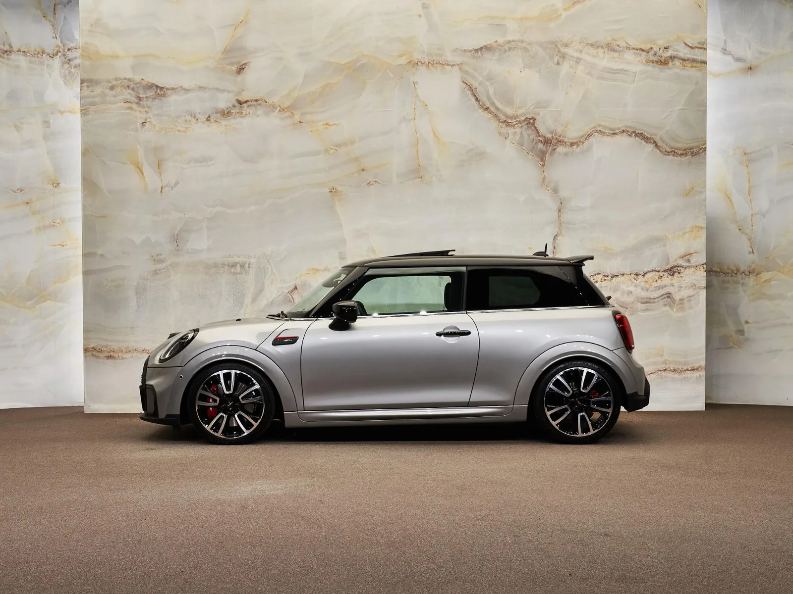 MINI John Cooper Works (2023) — foto 1