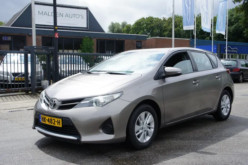 Toyota Auris (2015)