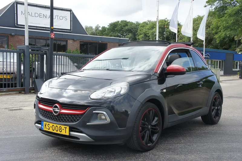 Opel Adam (2016)