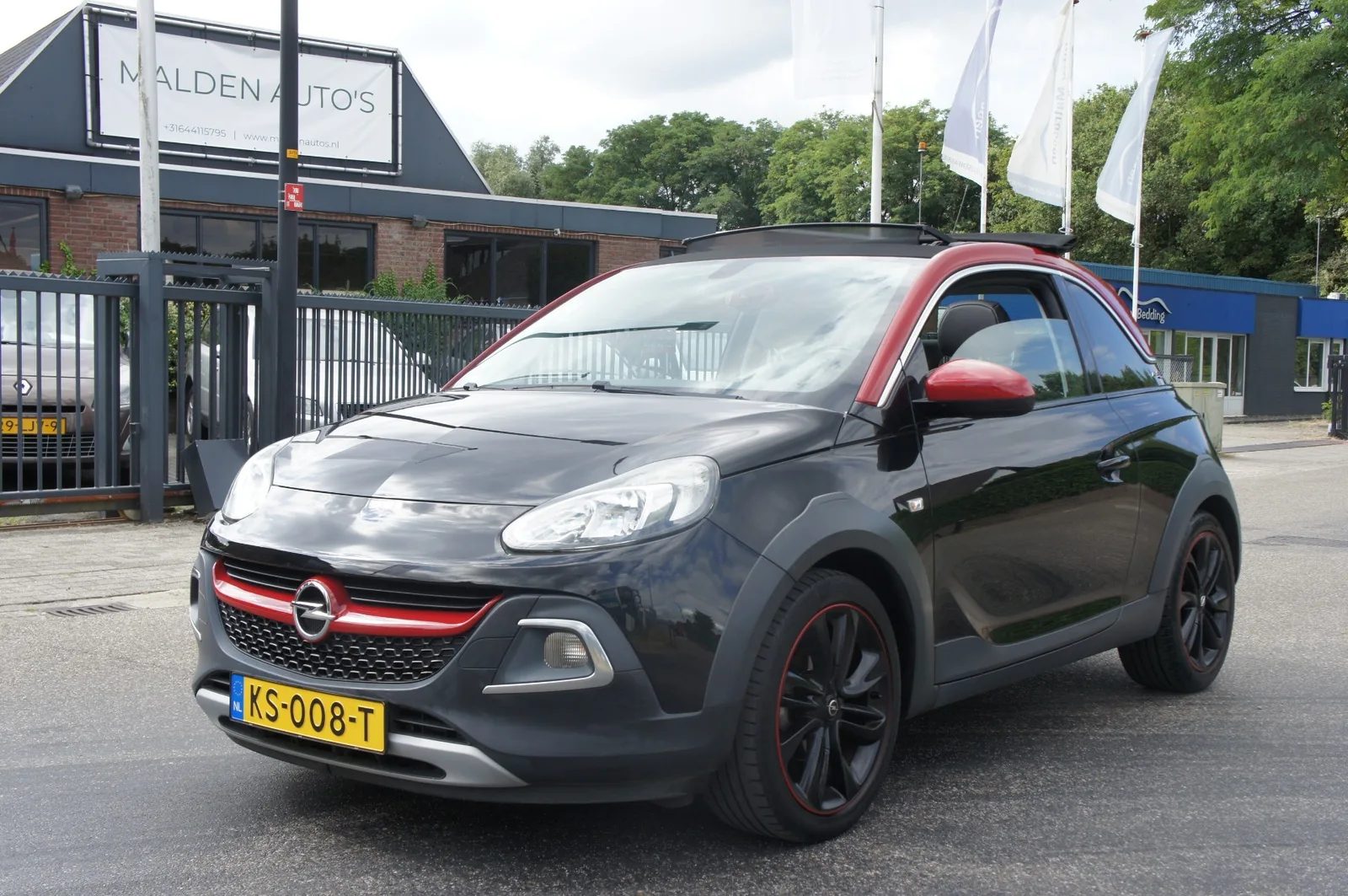 Opel Adam (2016) — foto 1
