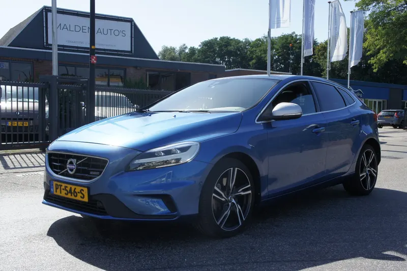 Volvo V40 (2017)
