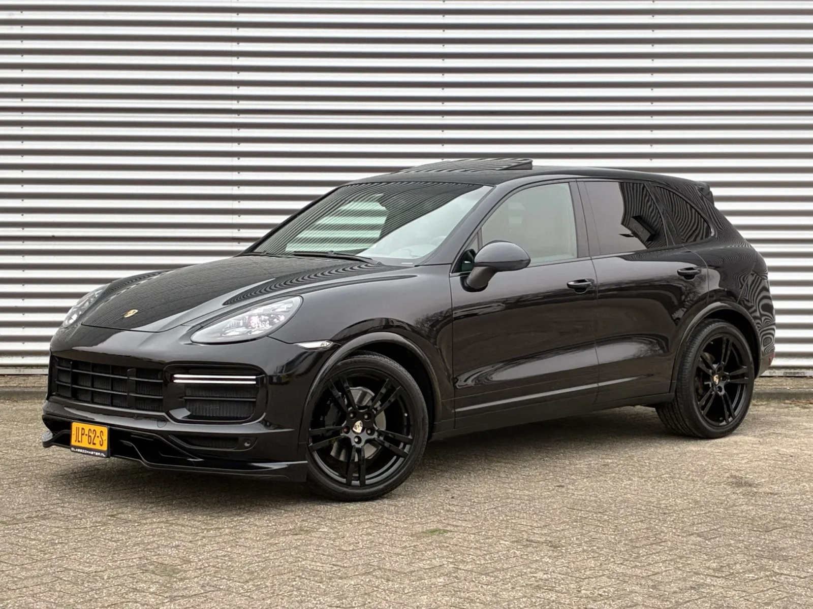 Porsche Cayenne (2011) — foto 1