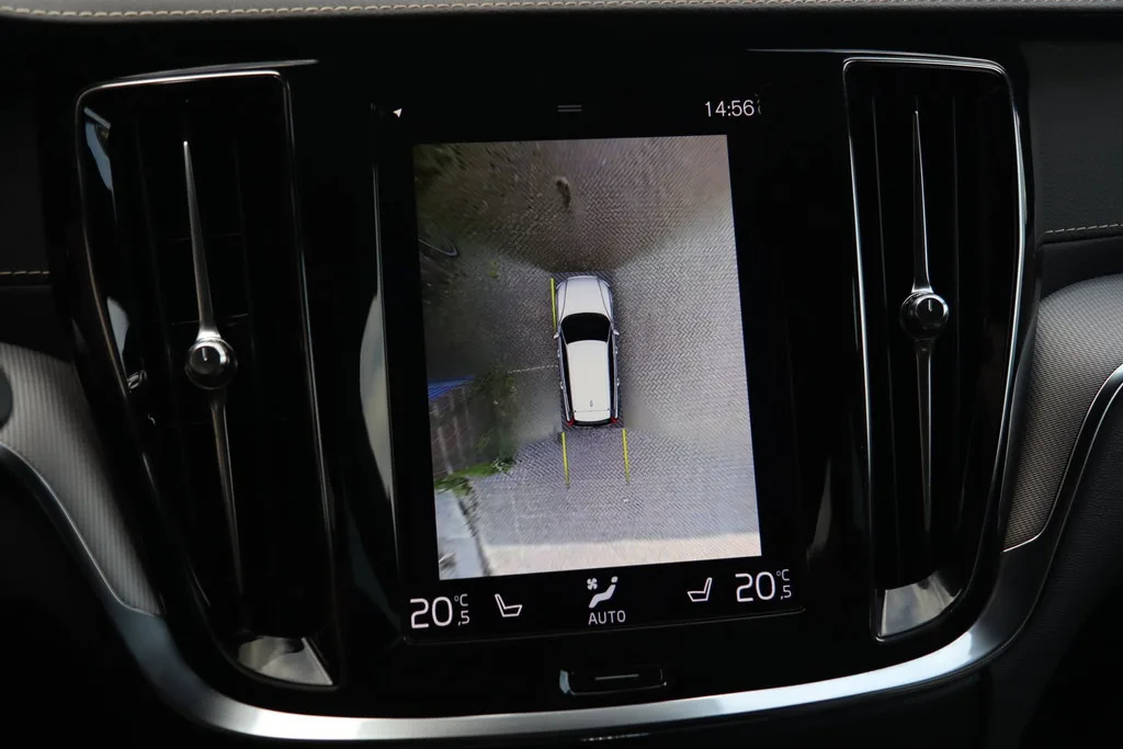 Volvo V60 (2021) — foto 1