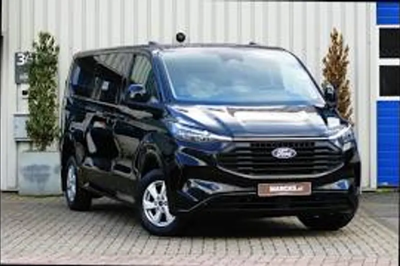 Ford Transit Custom (2024)