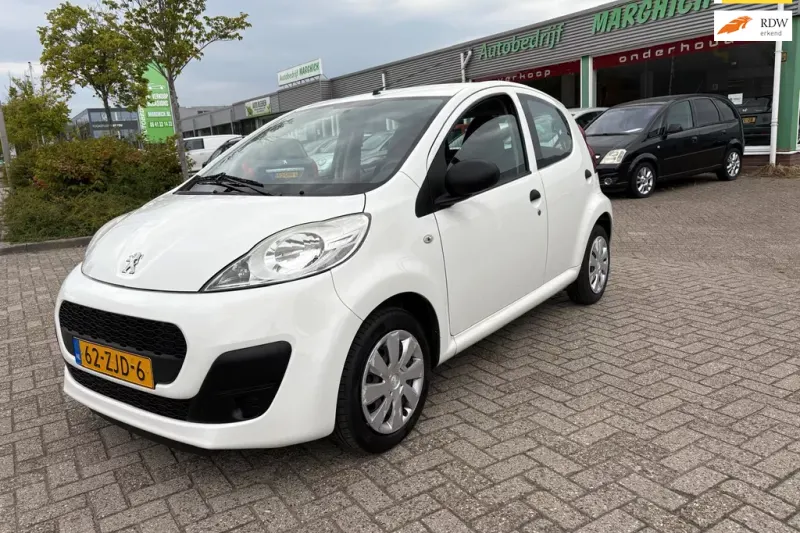 Peugeot 107 (2012)