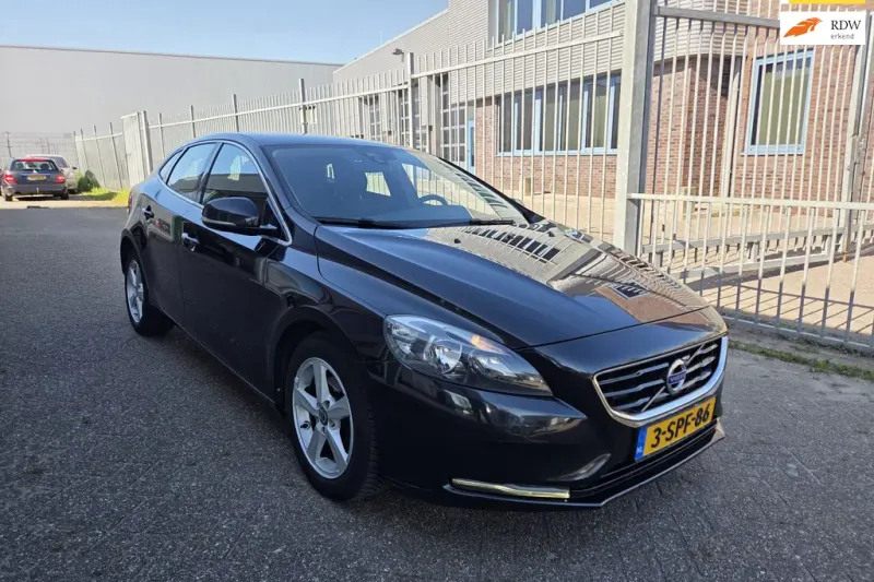 Volvo V40 (2013)