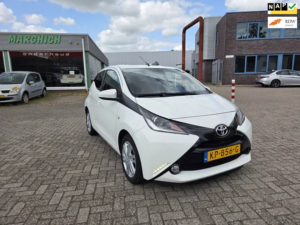 Toyota Aygo (2016) — foto 1