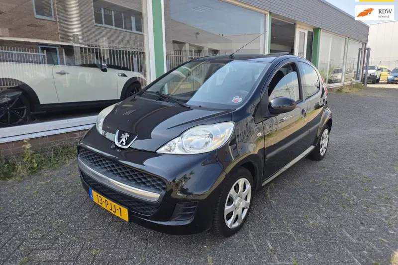 Peugeot 107 (2011)