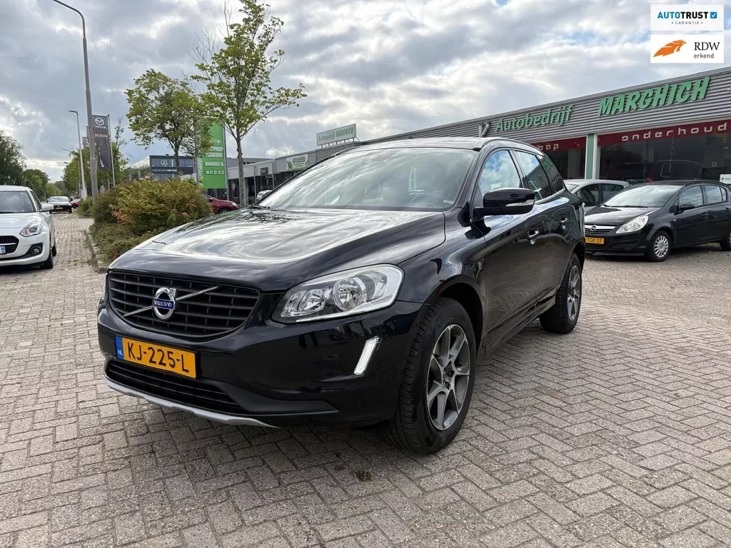 Volvo XC60 (2016) — foto 1